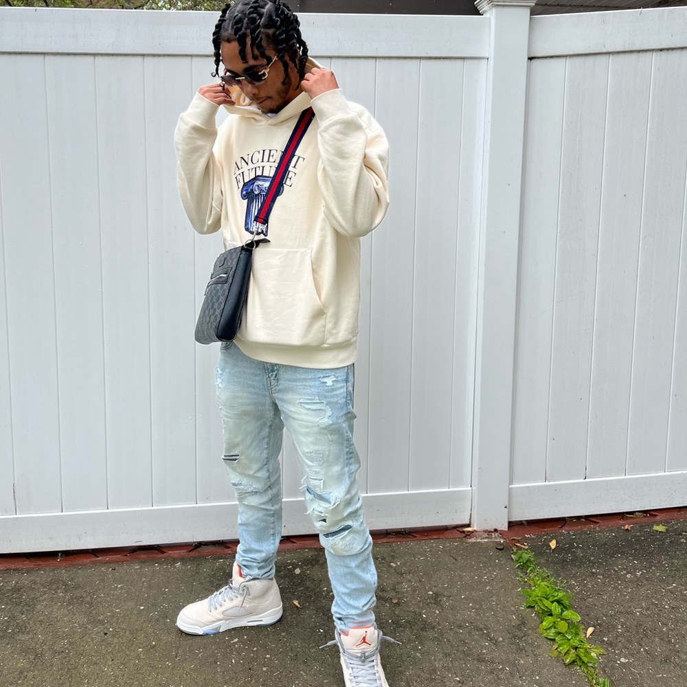 Meet your Posher, Dolo